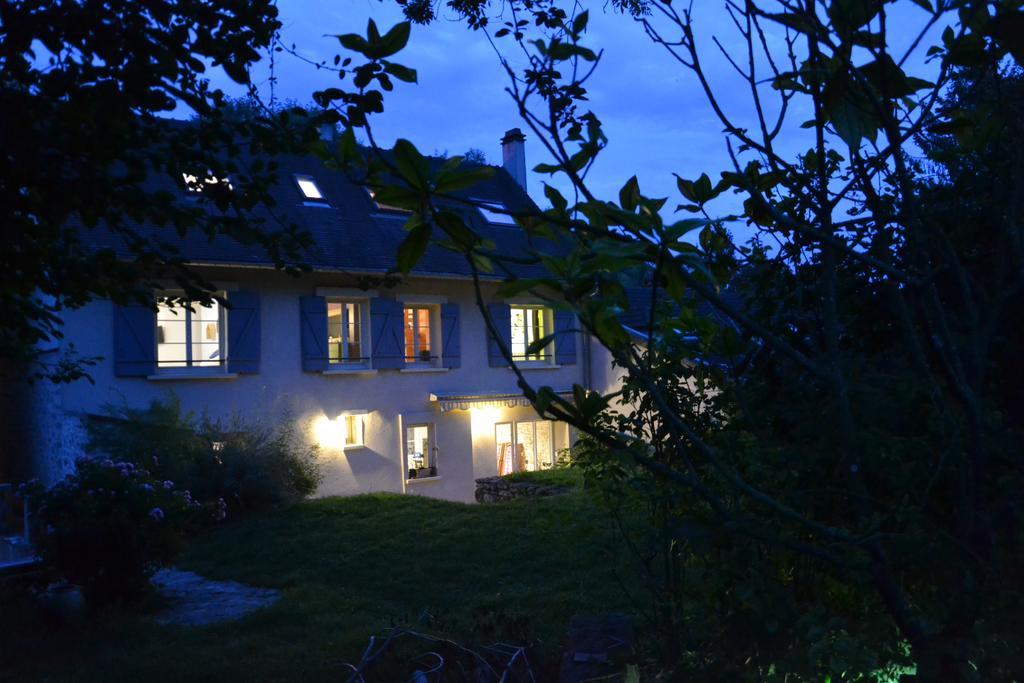 Chambres D'Hotes Villa De Vienne-En-Arthies Exterior foto